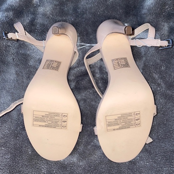 Heels - Picture 2 of 4